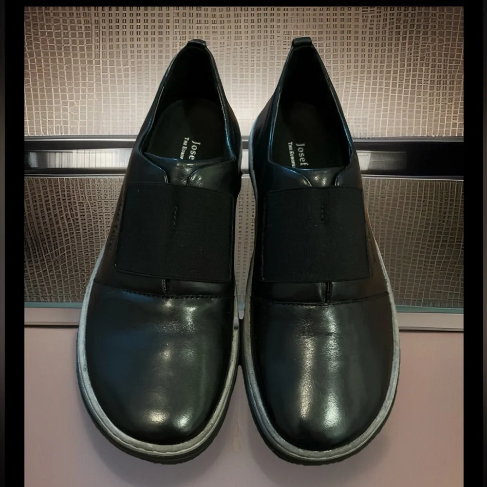 Josef Siebel Clara 14 Full Grain Leather SlipOn Elastic Band Sneaker/Dress Shoe